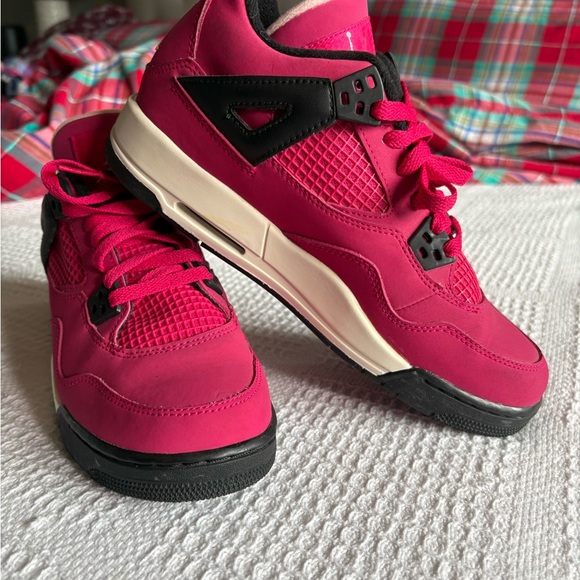 Jordan 4 Retro “Cherry”